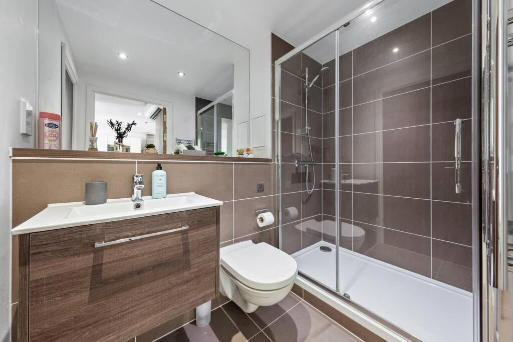 Beautiful Living Sleep 7 In London Bp34 아파트 외부 사진